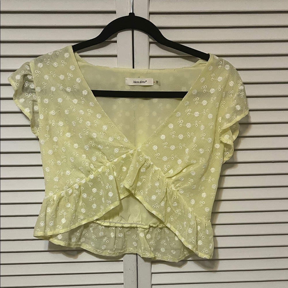 Elegant Light Yellow Floral Blouse